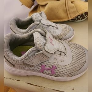 Under armor toddler's shoes